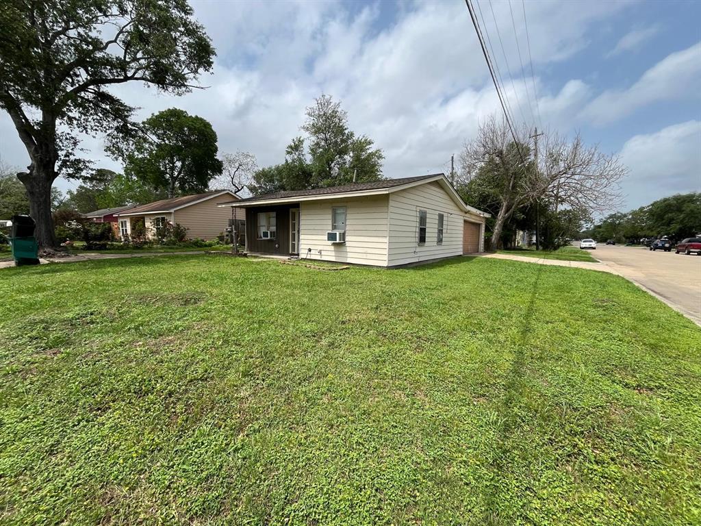 1300 Tupelo Avenue, Pasadena, Texas image 2