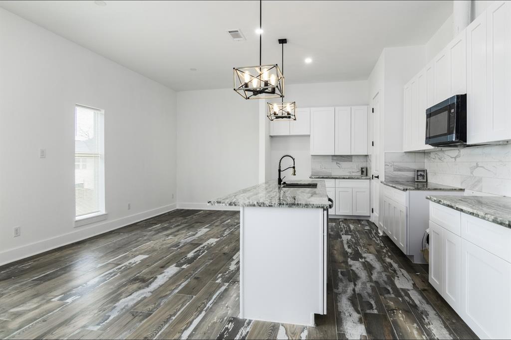 4702 Ward St, Houston, Texas image 6