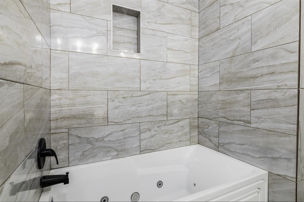 4702 Ward St, Houston, Texas image 10