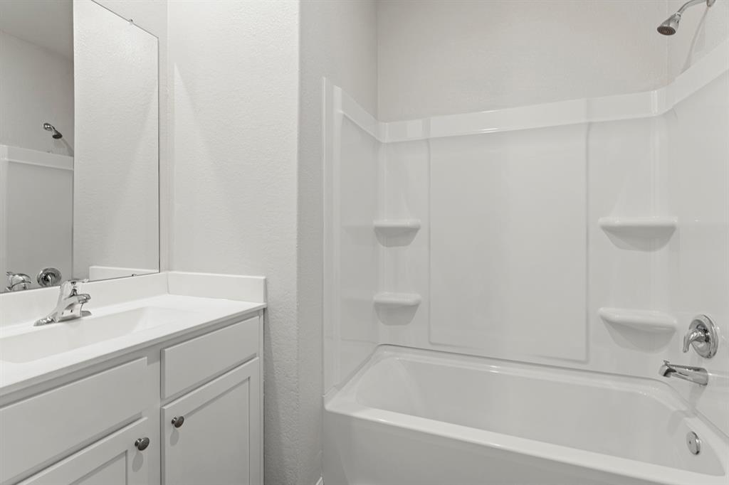7518 Thrips Lane, Richmond, Texas image 11