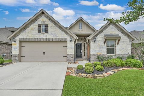 Single Family Residence in Conroe TX 2633 Sagedale Drive.jpg