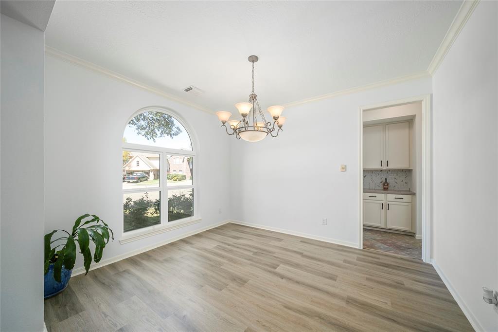 2111 Scenic Hollow Court, Katy, Texas image 3