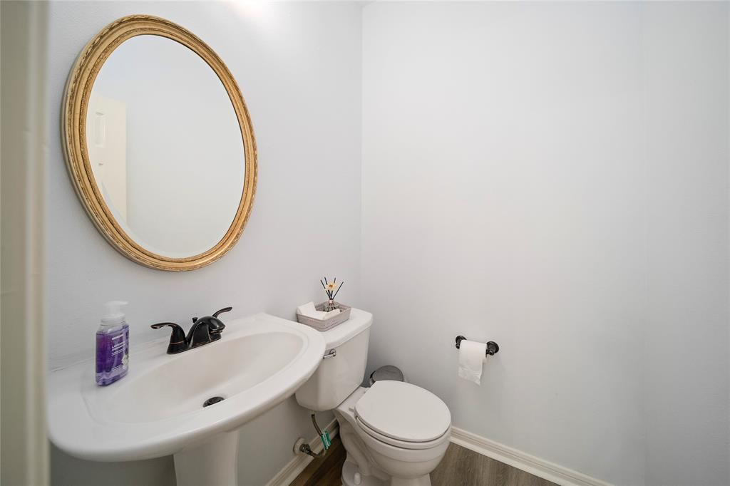 2111 Scenic Hollow Court, Katy, Texas image 28