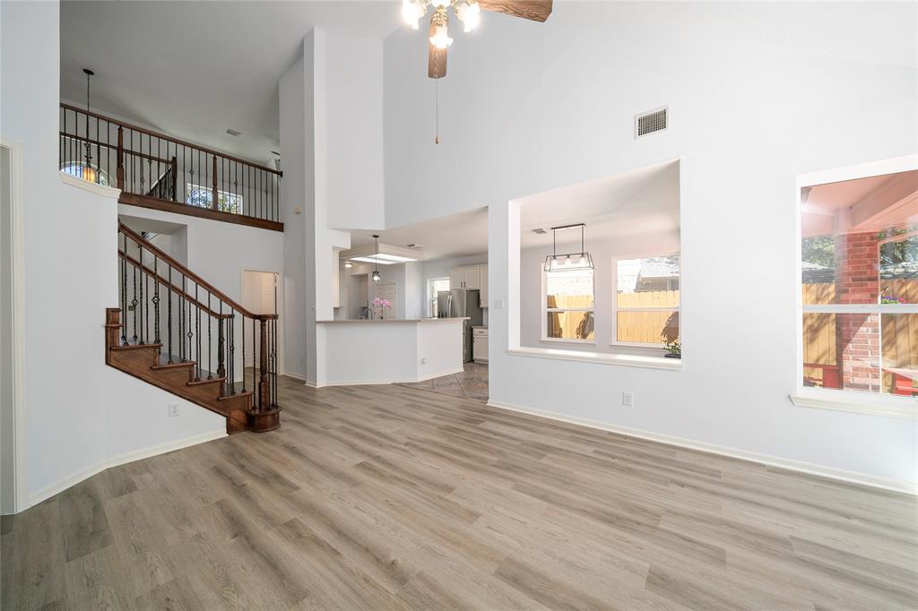2111 Scenic Hollow Court, Katy, Texas image 8