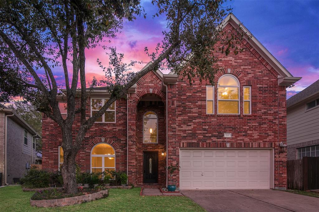 2111 Scenic Hollow Court, Katy, Texas image 2