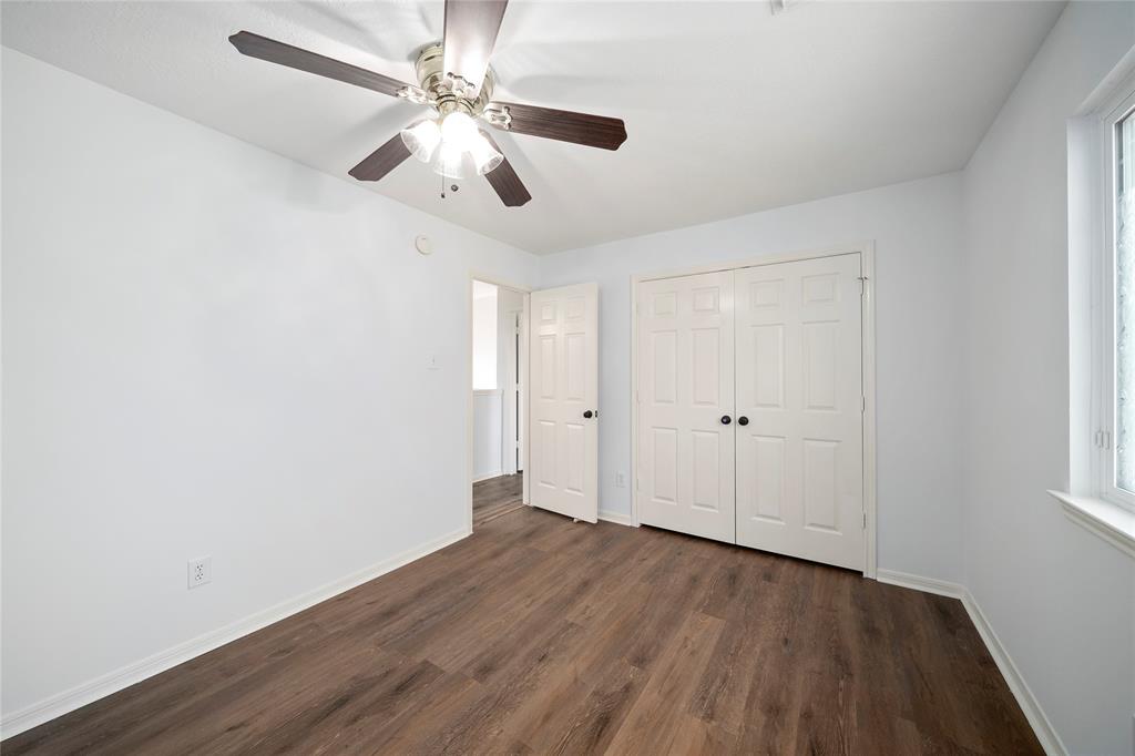 2111 Scenic Hollow Court, Katy, Texas image 23