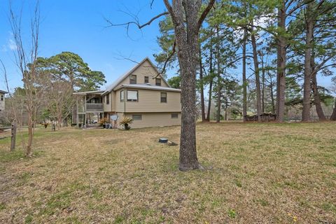 Single Family Residence in Coldspring TX 780 Hickory Ridge Drive 4.jpg