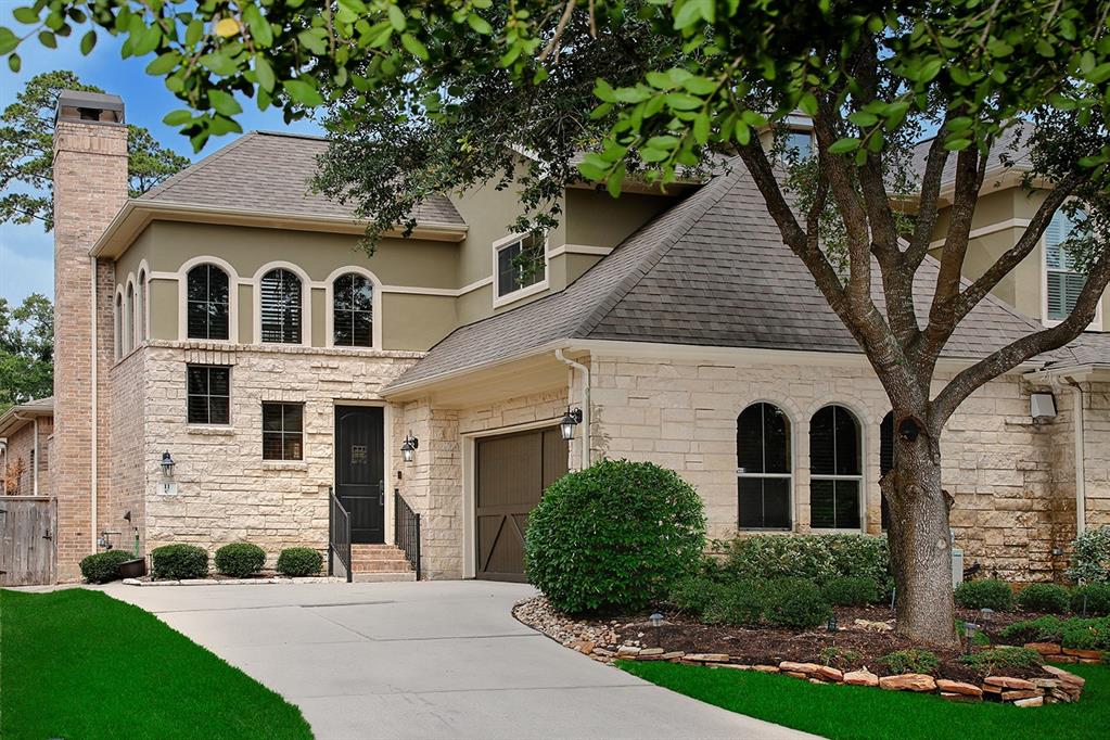 11 Heathcote Court, The Woodlands, Texas image 1