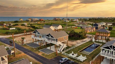 Single Family Residence in Gilchrist TX 1062 Shady Lane 7.jpg