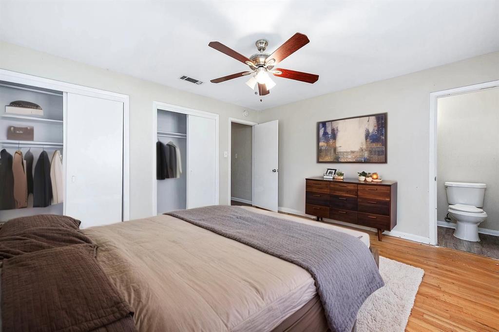 1704 N Thompson Street, Conroe, Texas image 12
