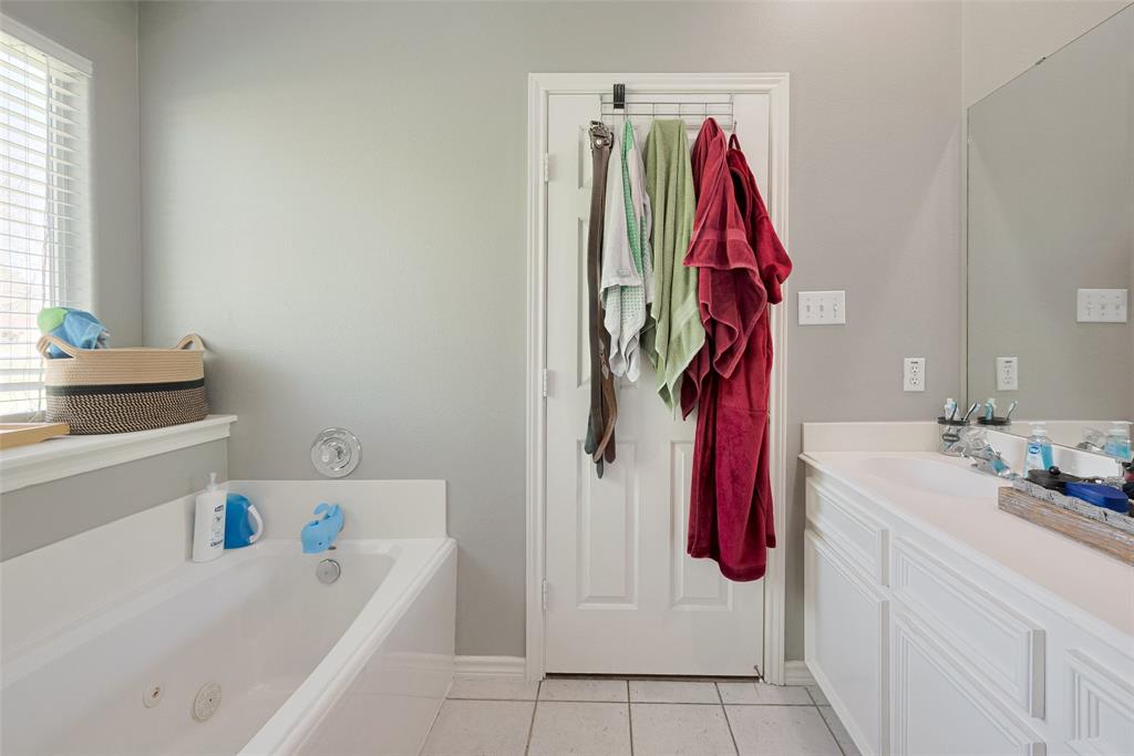 9 Hickory Lane, Dayton, Texas image 26