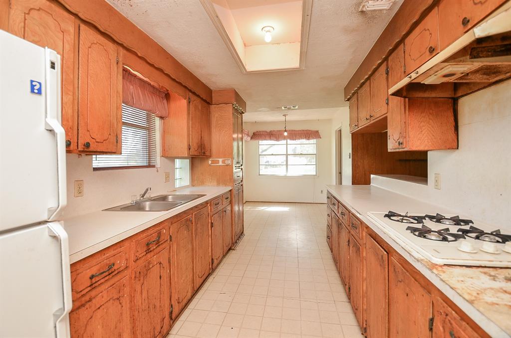 346 9th Street, Hempstead, Texas image 12