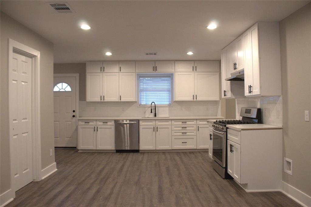 5105 Oak Avenue