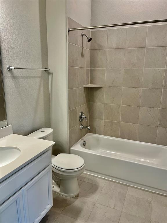 2641 Summer Indigo Trail, Pearland, Texas image 14