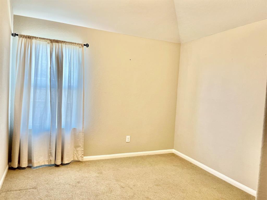 2641 Summer Indigo Trail, Pearland, Texas image 11