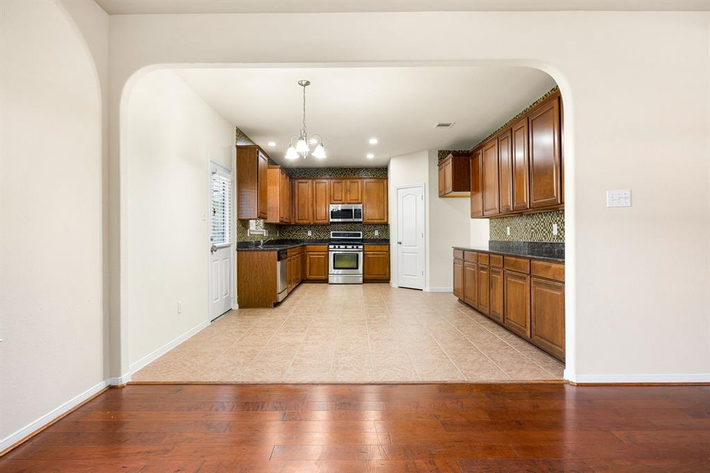 506 Stream Mill Lane, Katy, Texas image 8