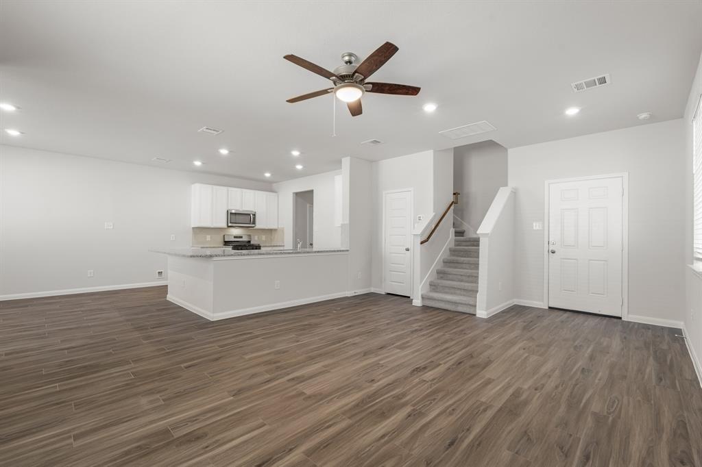 2348 Mooneye Court, Conroe, Texas image 9