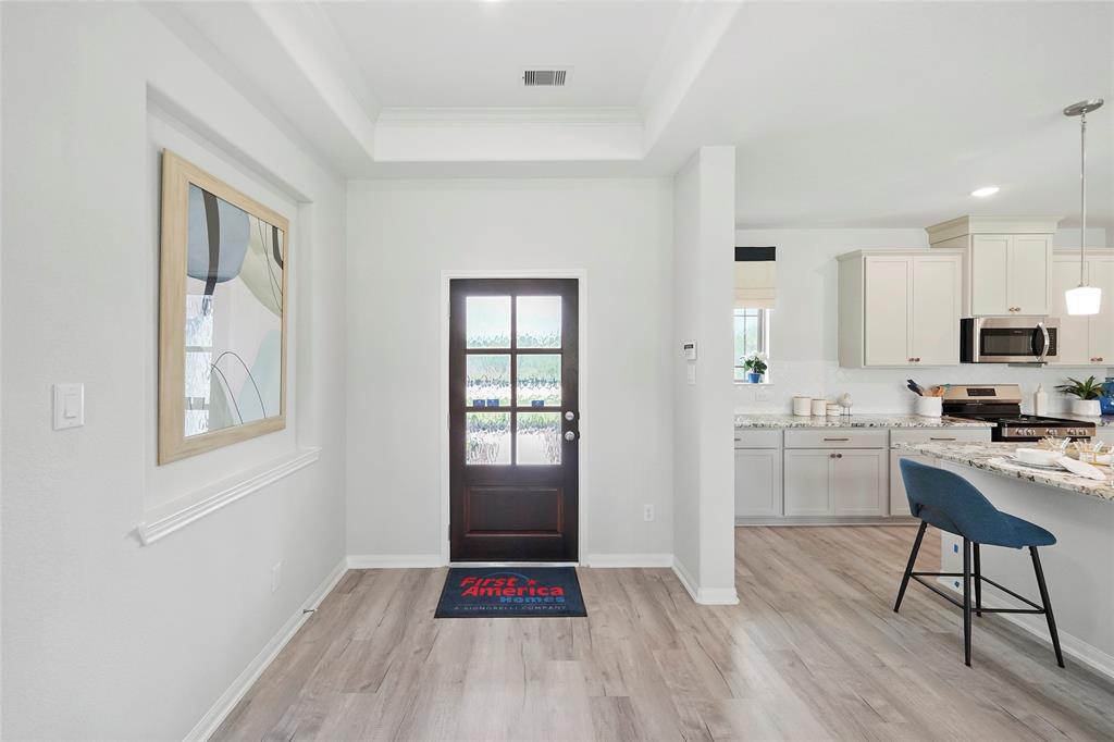 701 Barton Place Drive, Cleveland, Texas image 2