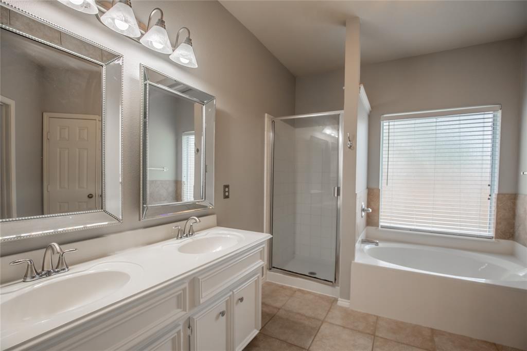 26953 Kings Crescent Drive, Kingwood, Texas image 18