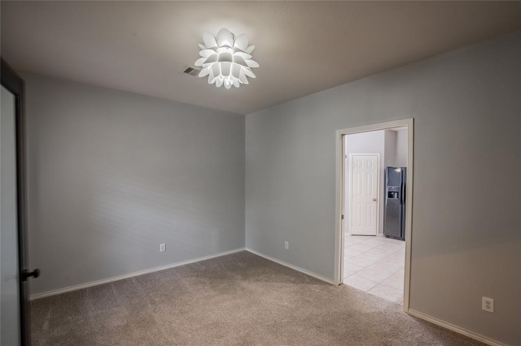 26953 Kings Crescent Drive, Kingwood, Texas image 7
