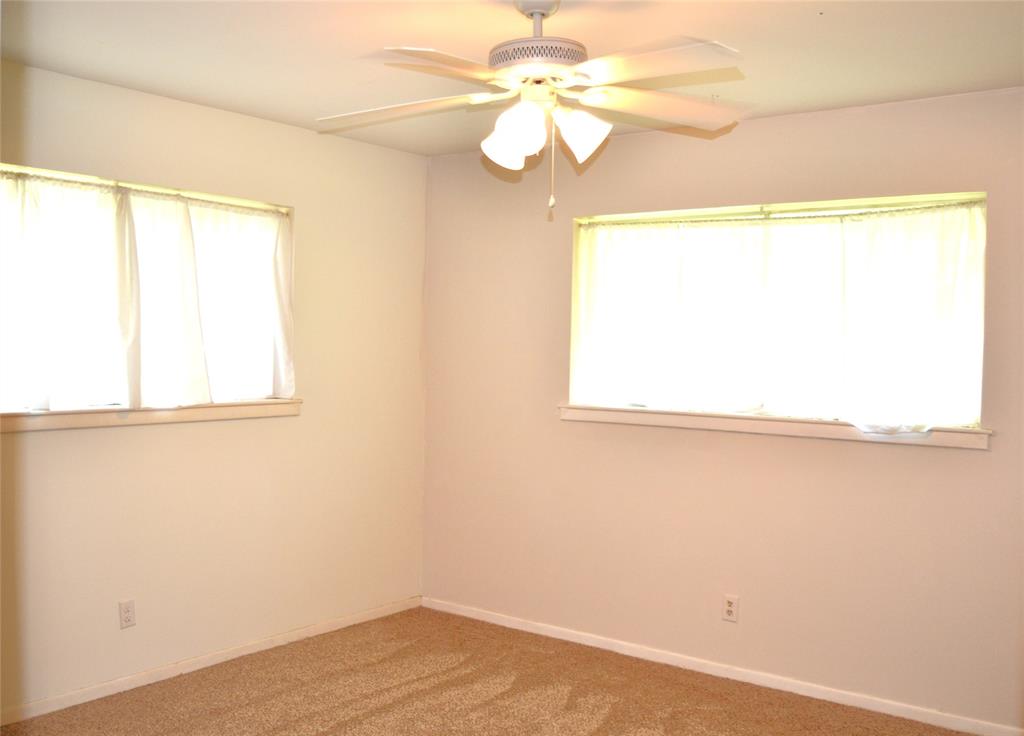 101 Summit Drive, Conroe, Texas image 9