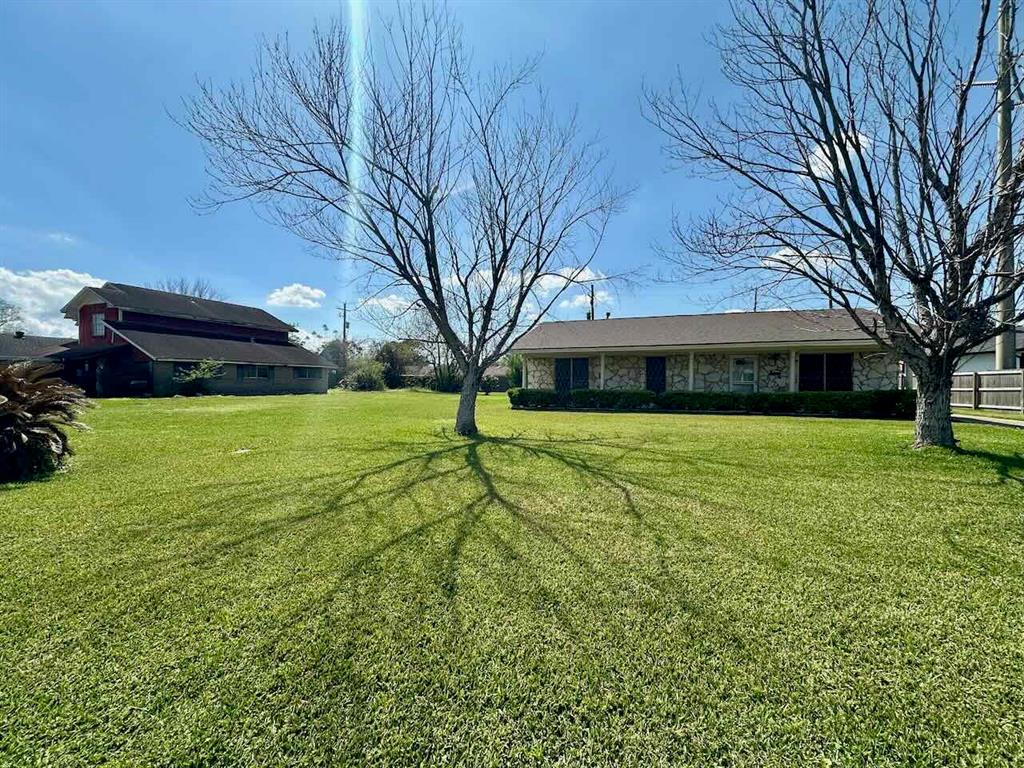4220 Flamingo Lane, Beaumont, Texas image 3