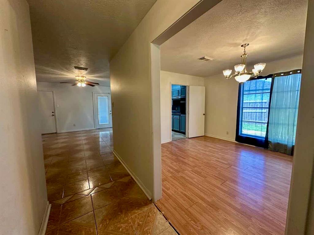 4220 Flamingo Lane, Beaumont, Texas image 7