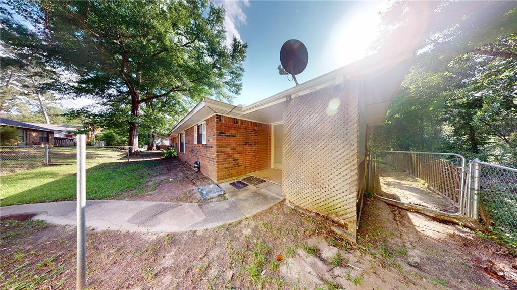 1005 Black Walnut Lane, Jasper, Texas image 16