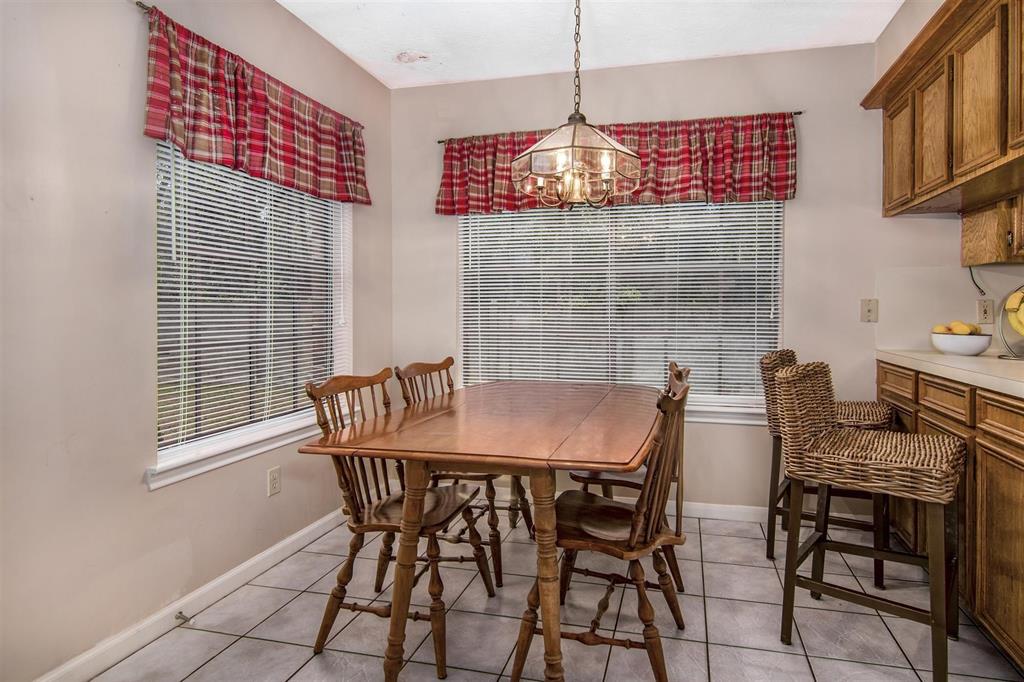 4327 Long Glen Drive, Kingwood, Texas image 5
