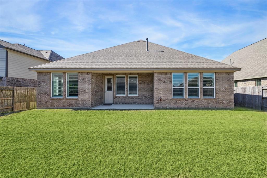 3539 Manor View Court, Pearland, Texas image 15