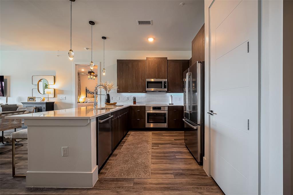 199 Waterpoint Court #302, Conroe, Texas image 8