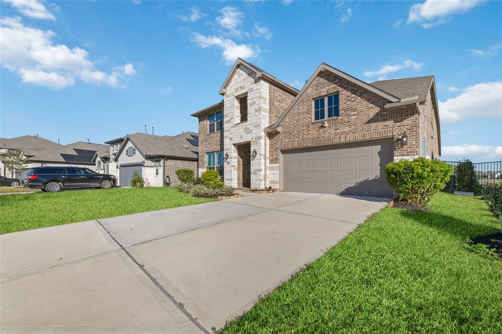 2822 Secret Lagoon Lane Ln, La Marque, Texas image 2