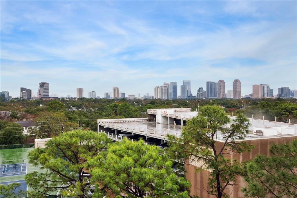 661 Bering Drive #807, Houston, Texas image 3