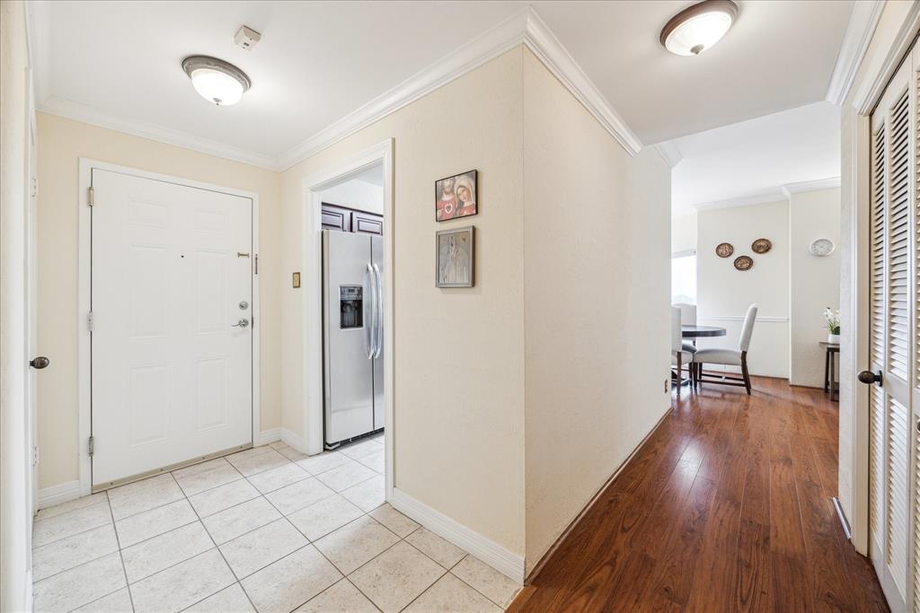 661 Bering Drive #807, Houston, Texas image 5