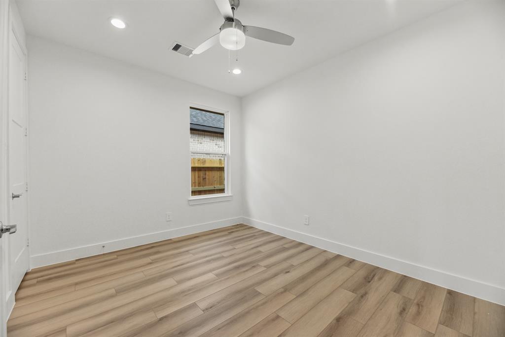 206 Springfield Terrace Court, Conroe, Texas image 6