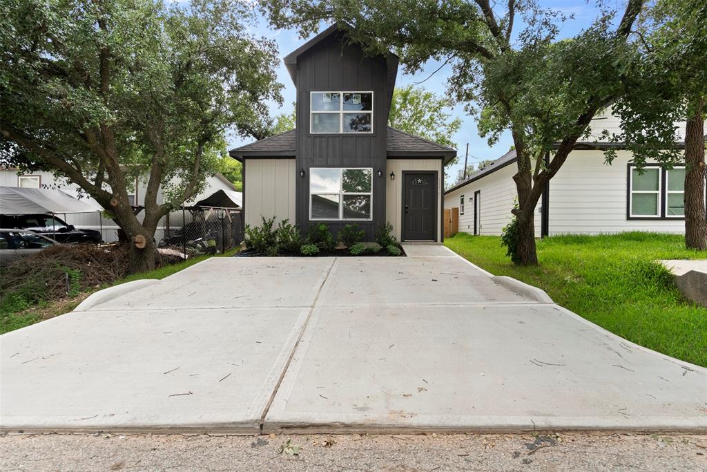 11763 White Cedar Street