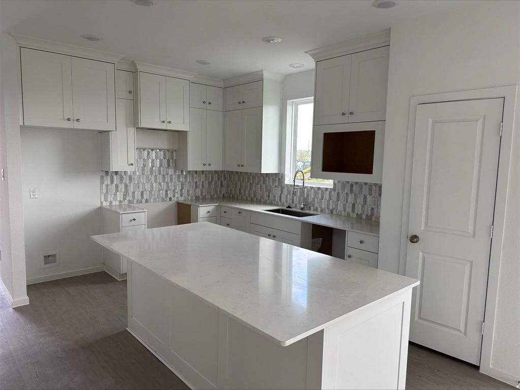 21906 Naples Hill Court
