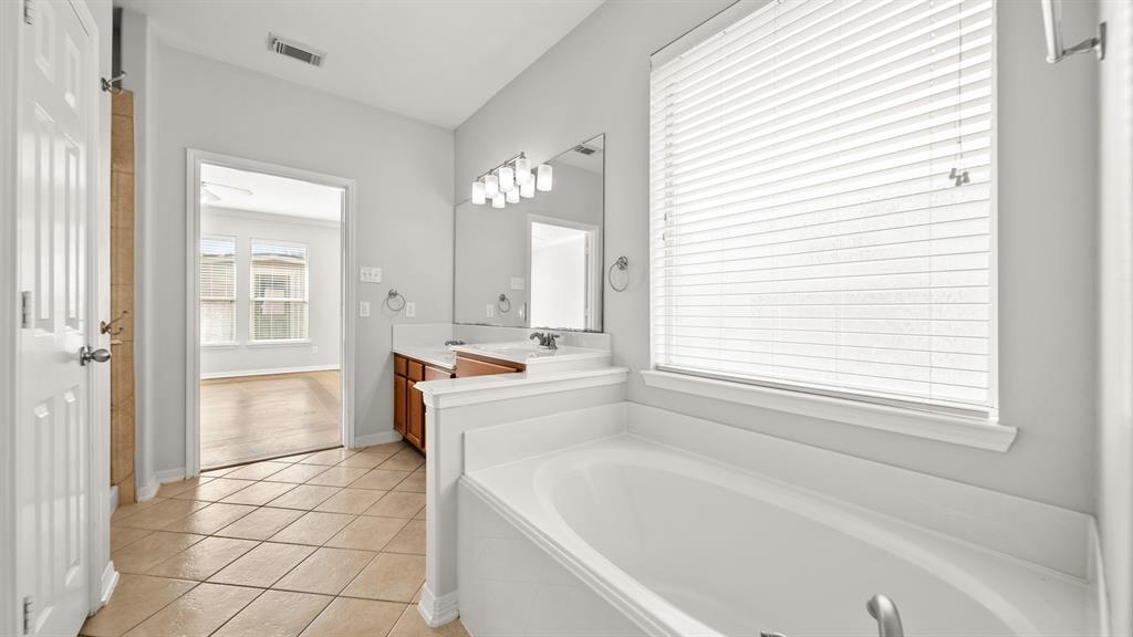 25215 Kelton Hills Lane, Richmond, Texas image 19