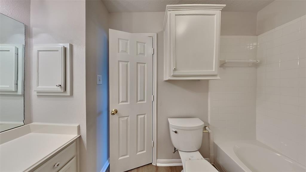 8318 Castle Pond Court, Houston, Texas image 29