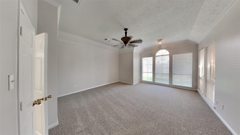 8318 Castle Pond Court, Houston, Texas image 19