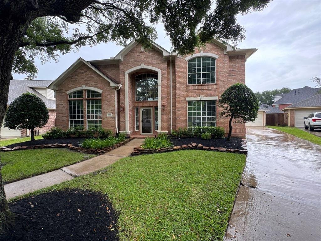 8318 Castle Pond Court, Houston, Texas image 1