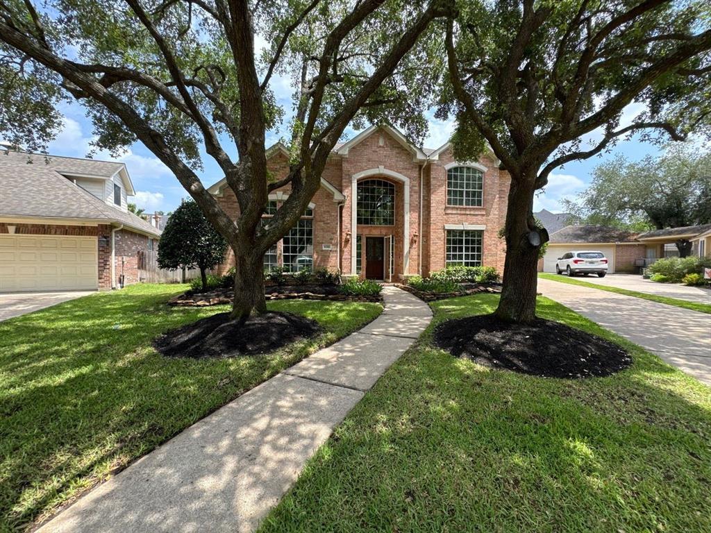 8318 Castle Pond Court, Houston, Texas image 37