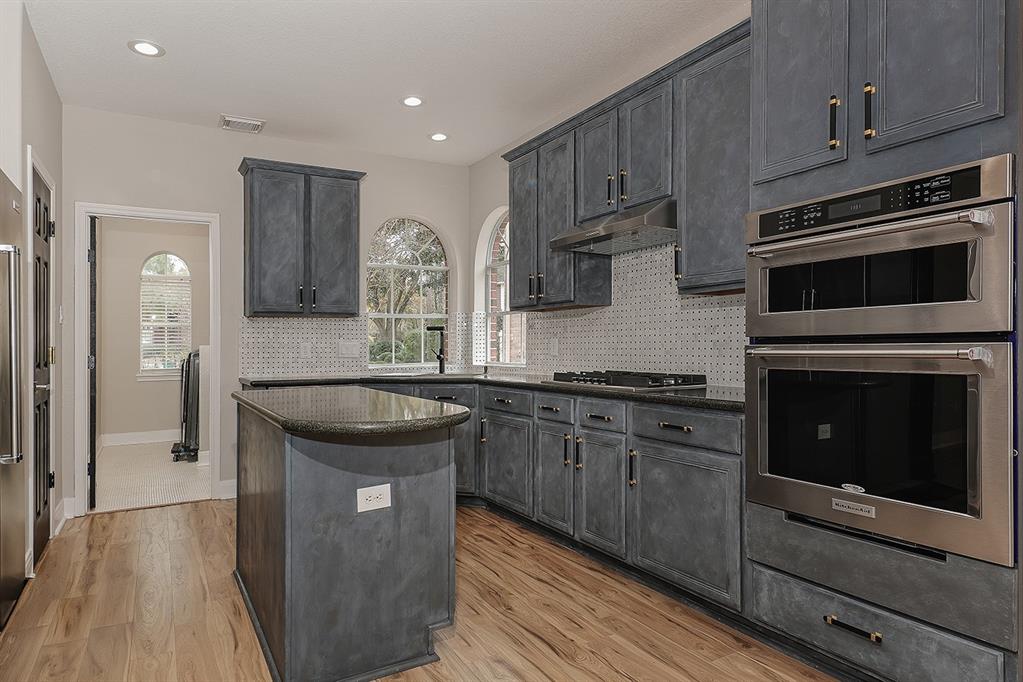 43 Danville Crossing Court, The Woodlands, Texas image 13