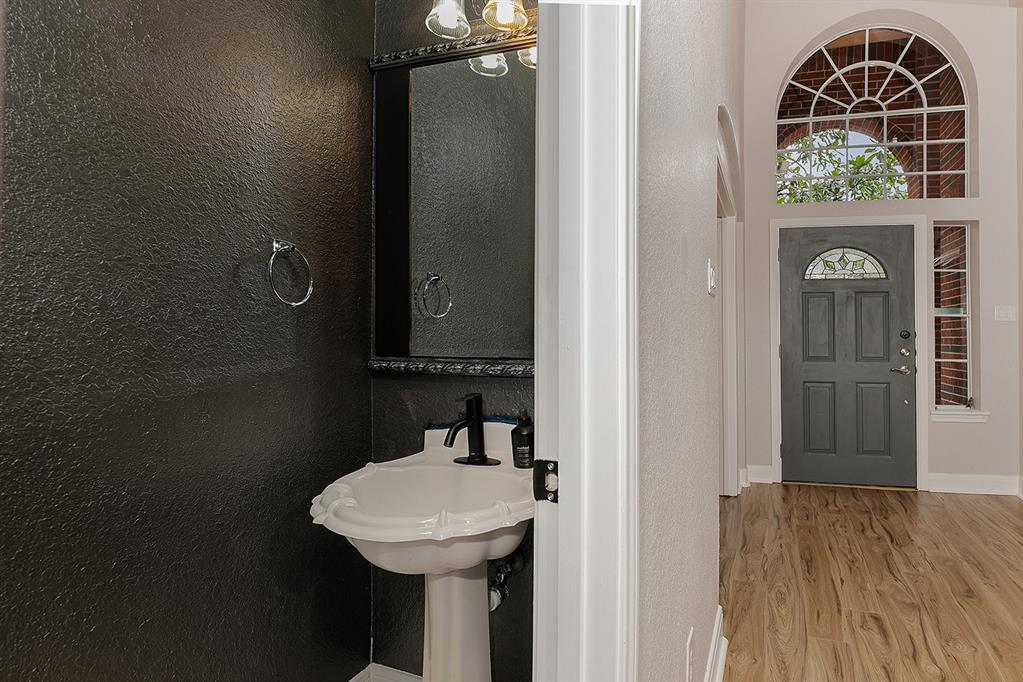 43 Danville Crossing Court, The Woodlands, Texas image 8