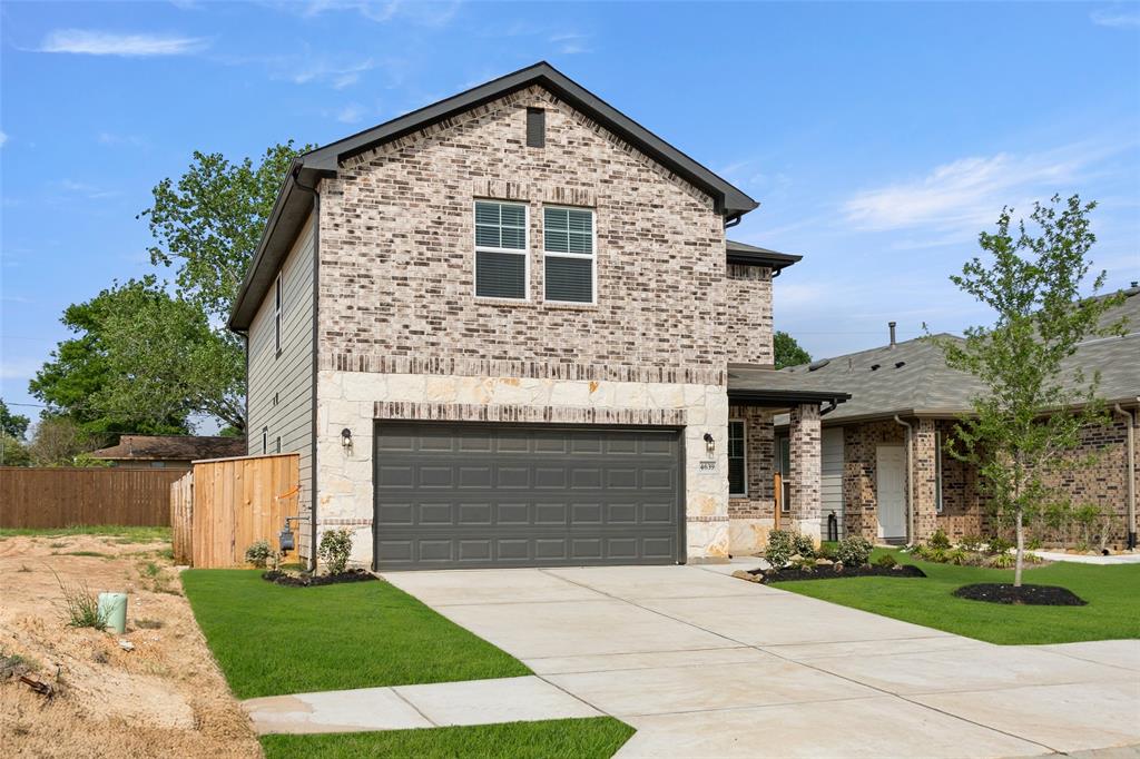 4639 Mesquite Blush Trail, Pinehurst, Texas image 3