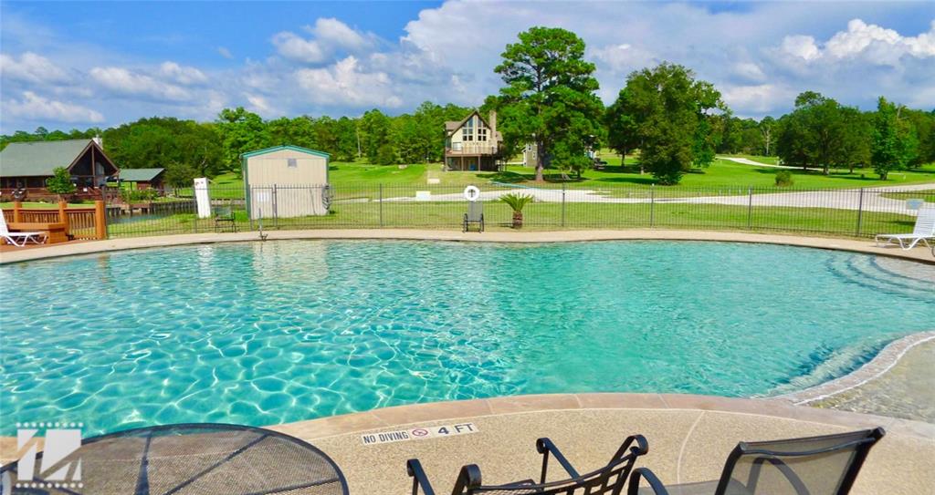 23 Wildwood Lake Drive, Huntsville, Texas image 9