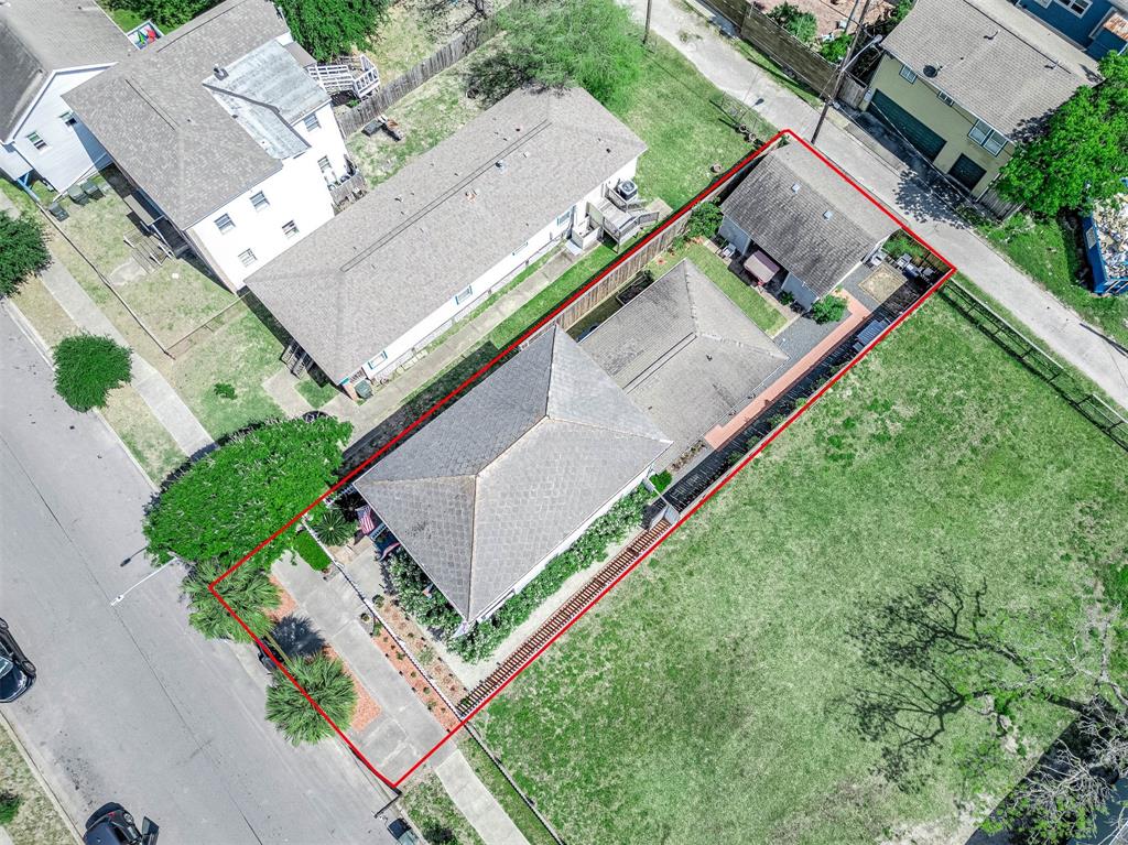 1815 Ursuline Street, Galveston, Texas image 36