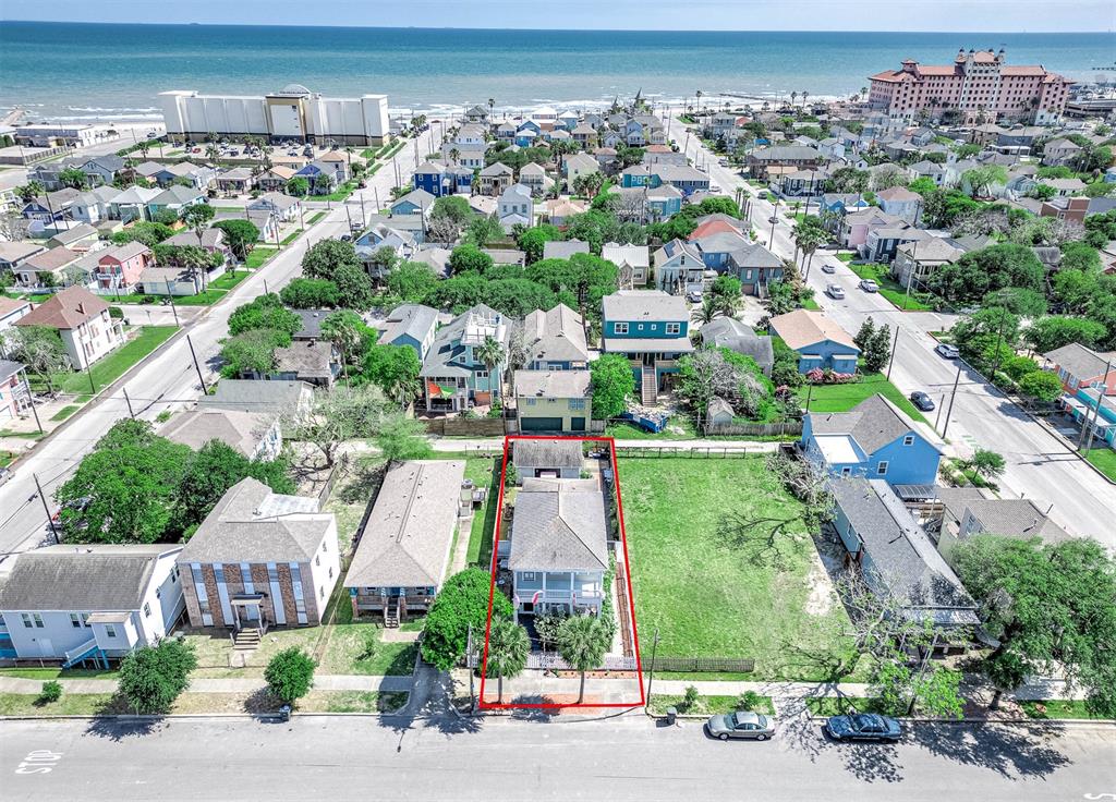 1815 Ursuline Street, Galveston, Texas image 38