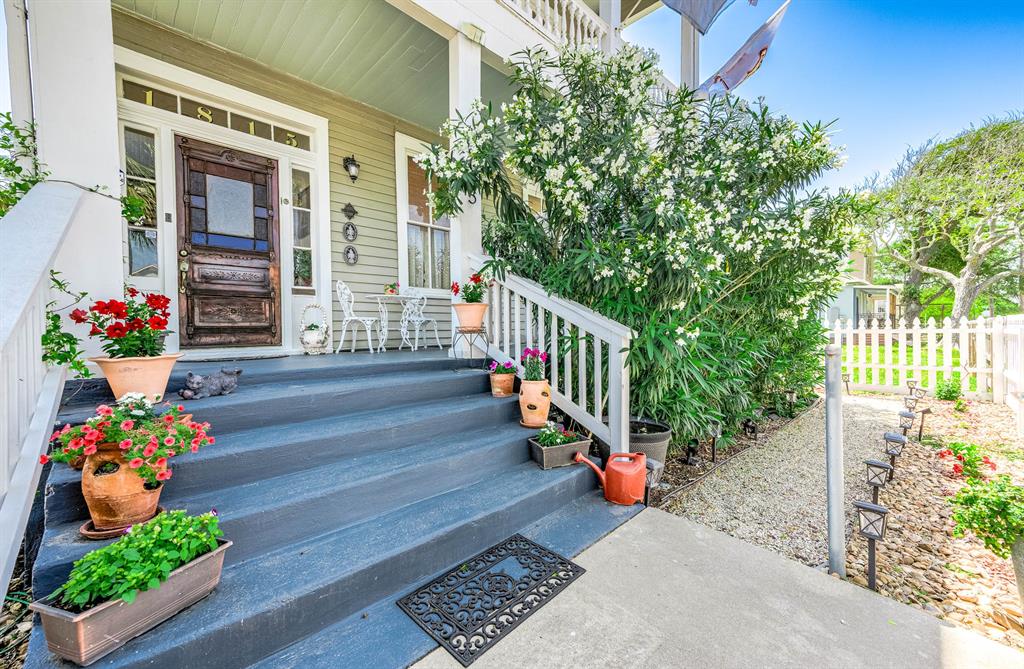 property-search 2 1815 Ursuline Street