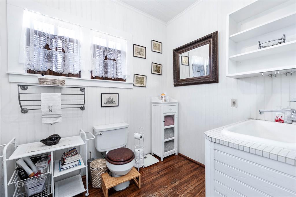 1815 Ursuline Street, Galveston, Texas image 19